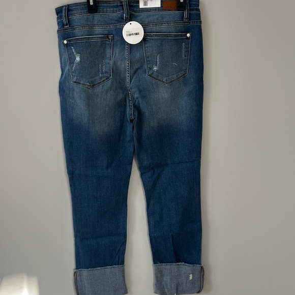 Women's Judy Blue Jeans - Picture 2 of 5